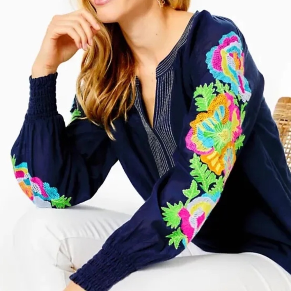Lilly Pulitzer Sharise Navy Embroidered Peasant Blouse M